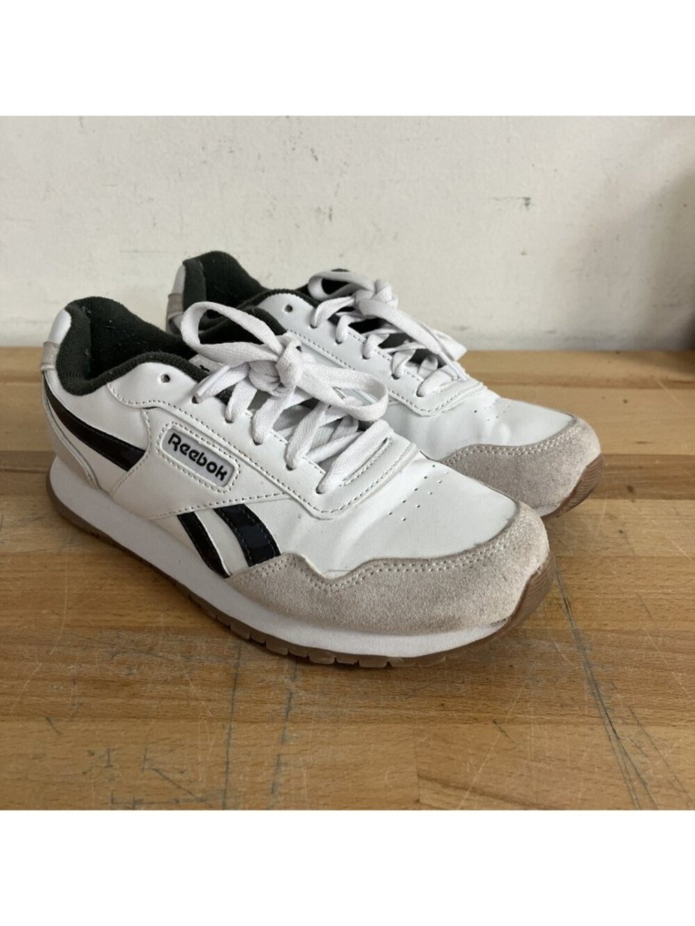 Reebok Vionic Shoes Womens - Size 7.5 -White Black 12974